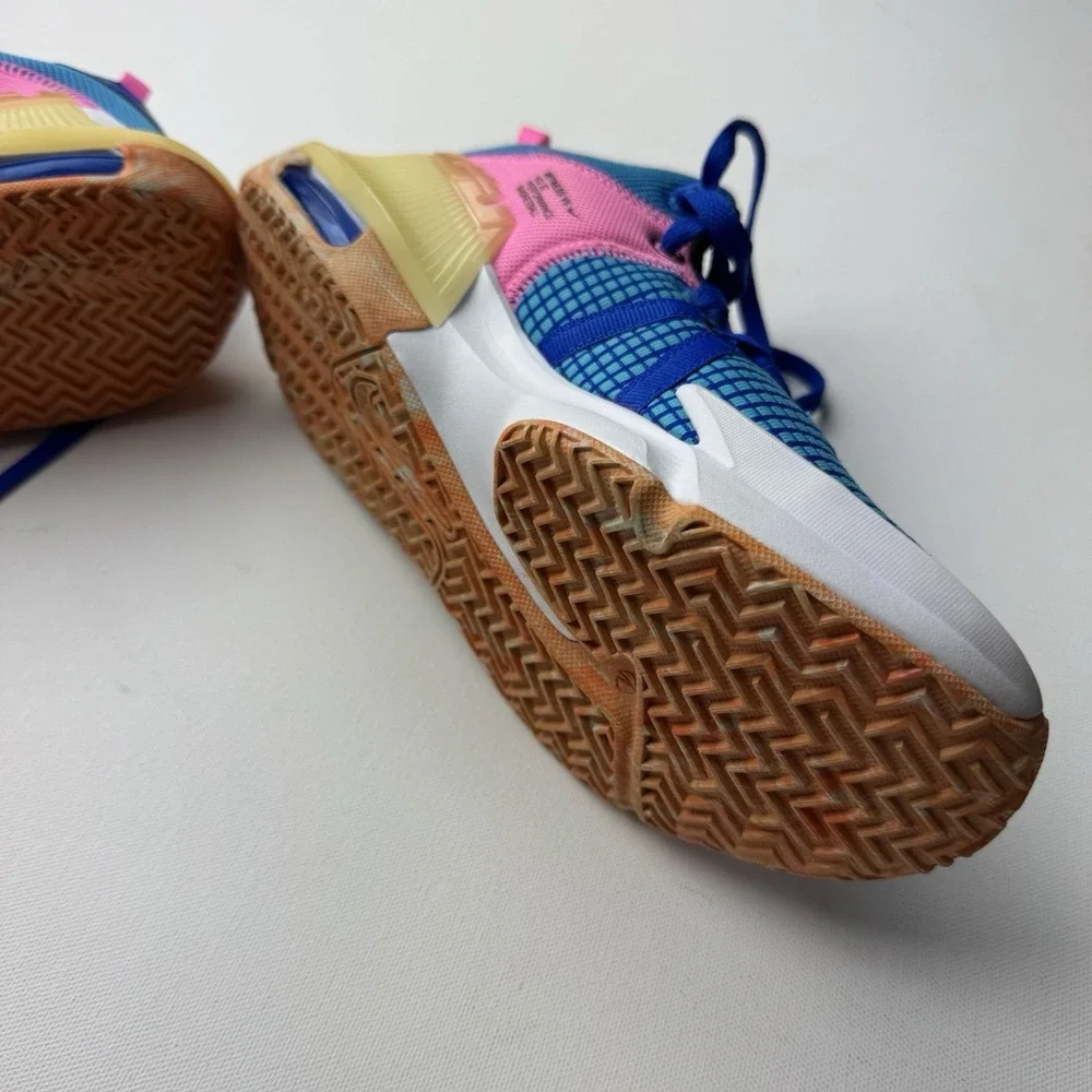 Nike lebron witness